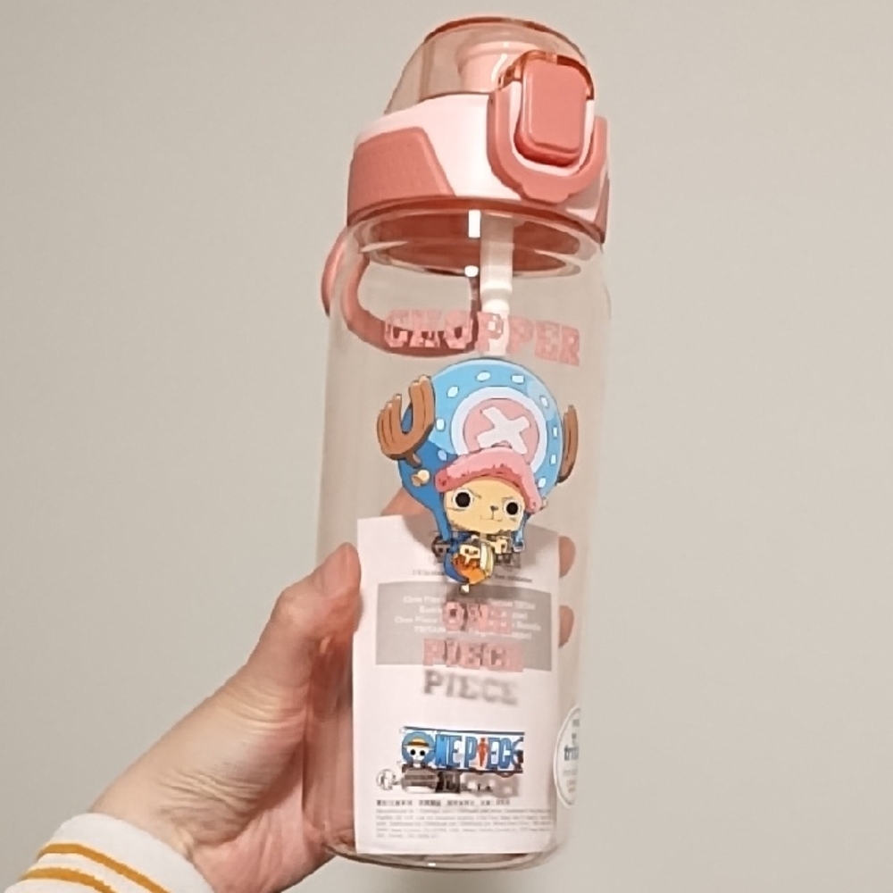 One Piece Chopper Water Bottle with Pink Lid